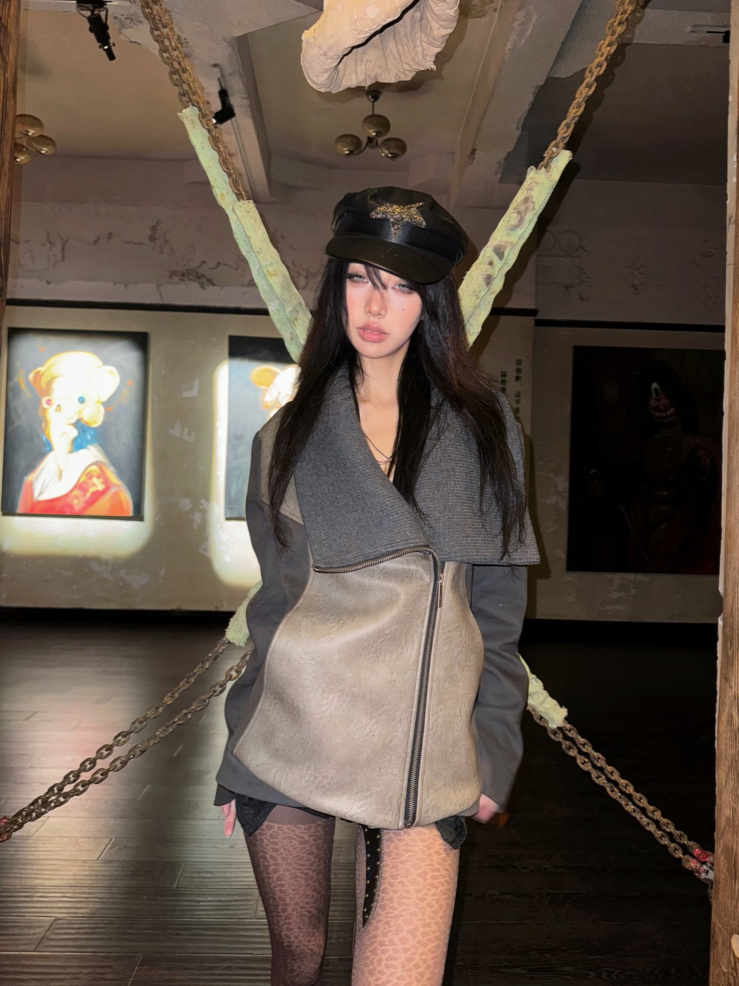 Hefty big collar cotton-paneled leather short jacket
